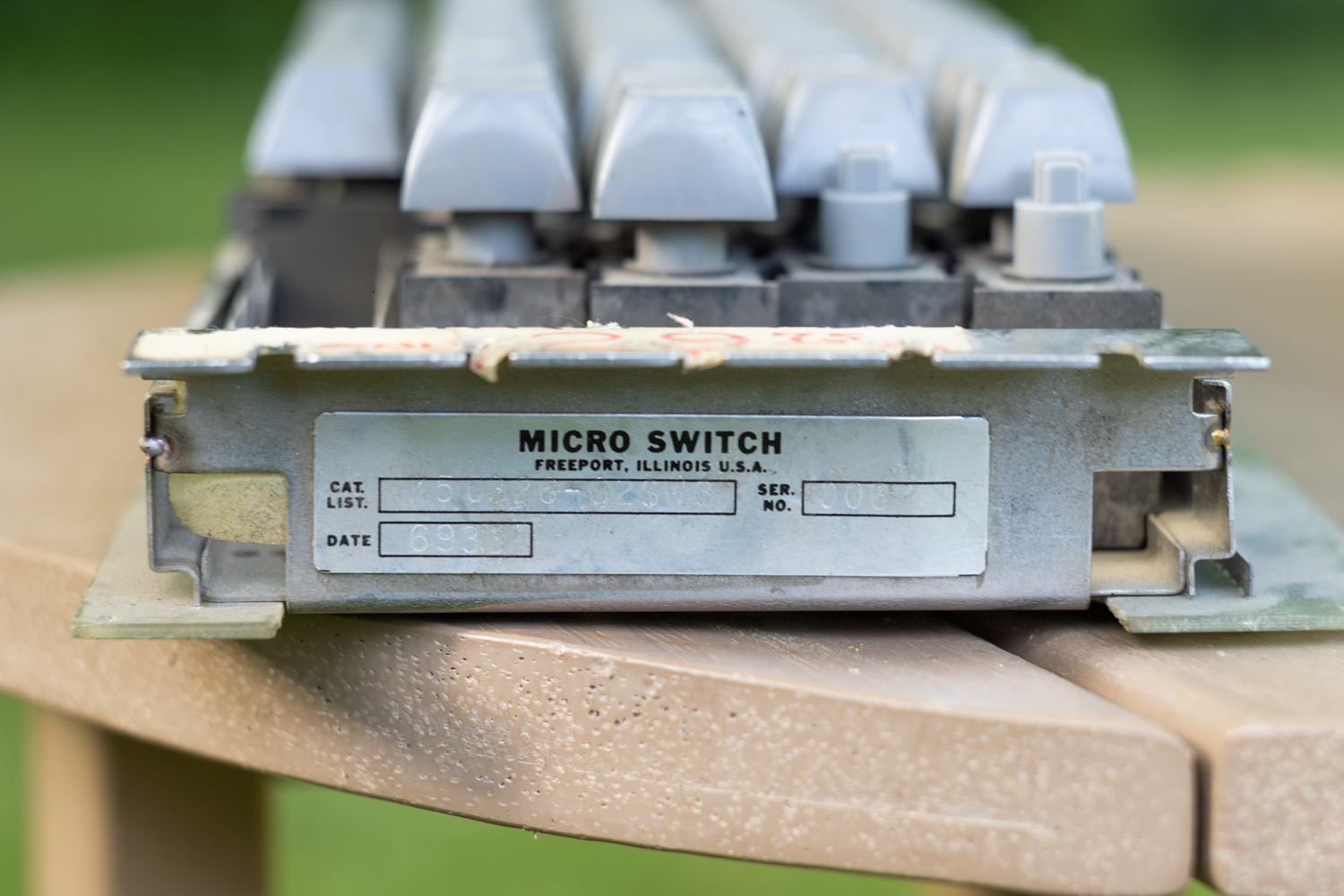 micro-switch-sw-05.jpg