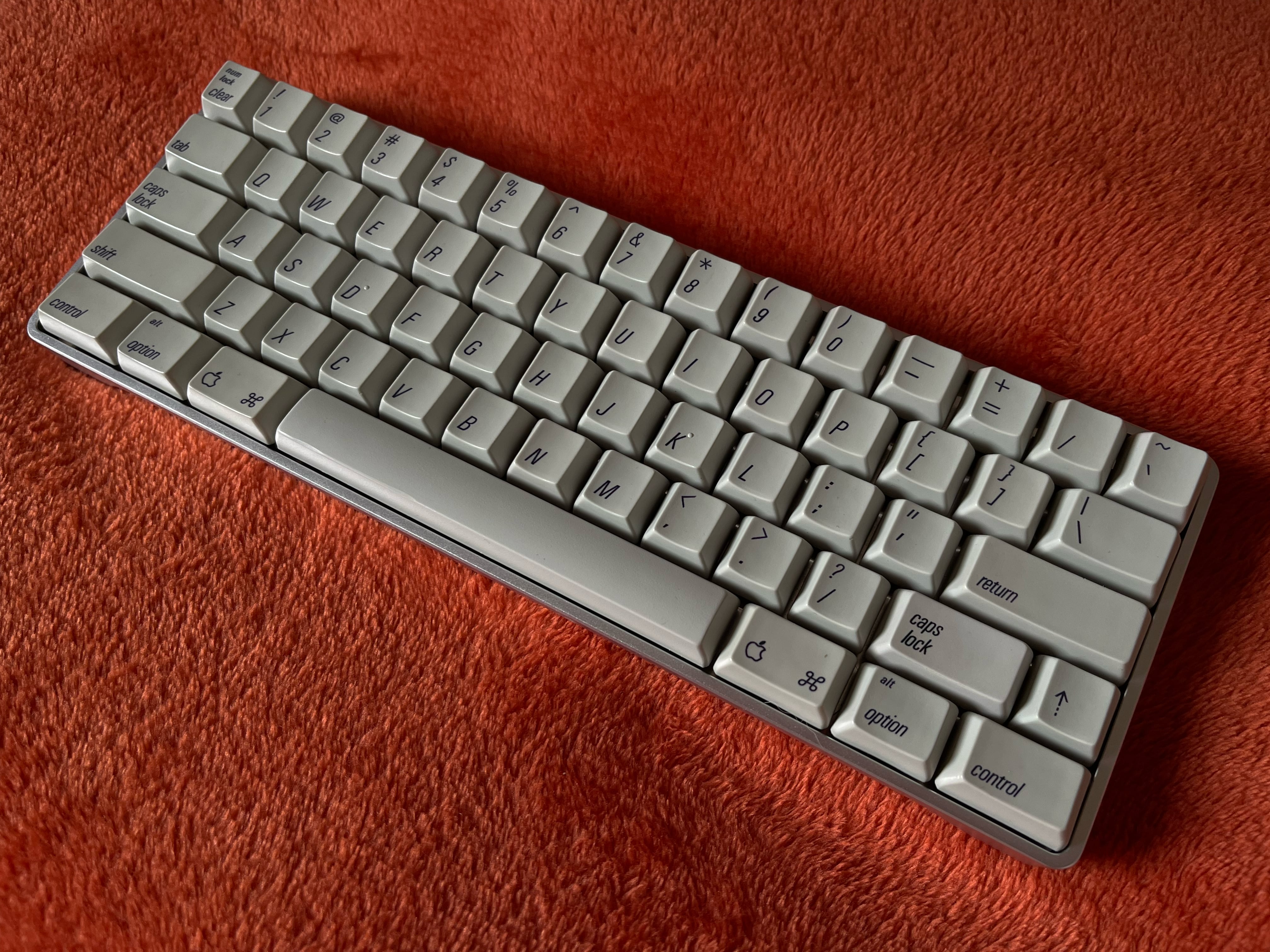 Alps64 AEK caps 2.jpg