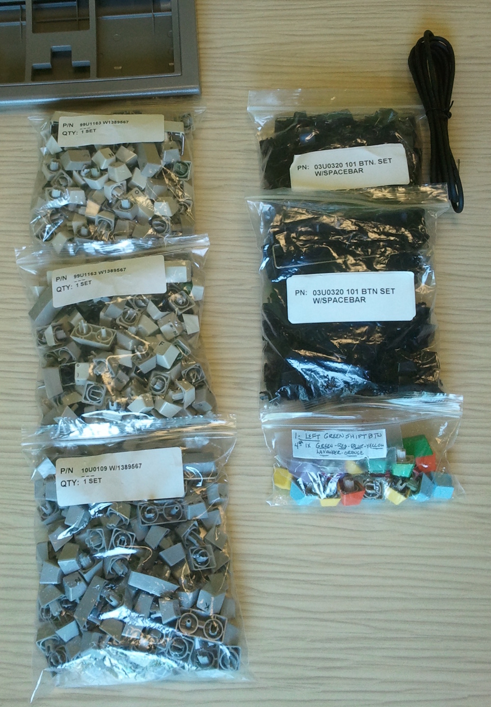 Bags of keys azerty and blank ansi black
