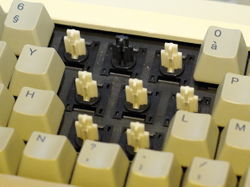 Apple M0110 - Deskthority wiki Apple M0110 - Deskthority wiki