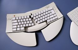超人気新品 Apple wiki Deskthority - Keyboard Adjustable キーボード