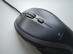 Tilt clearance wheel mouse